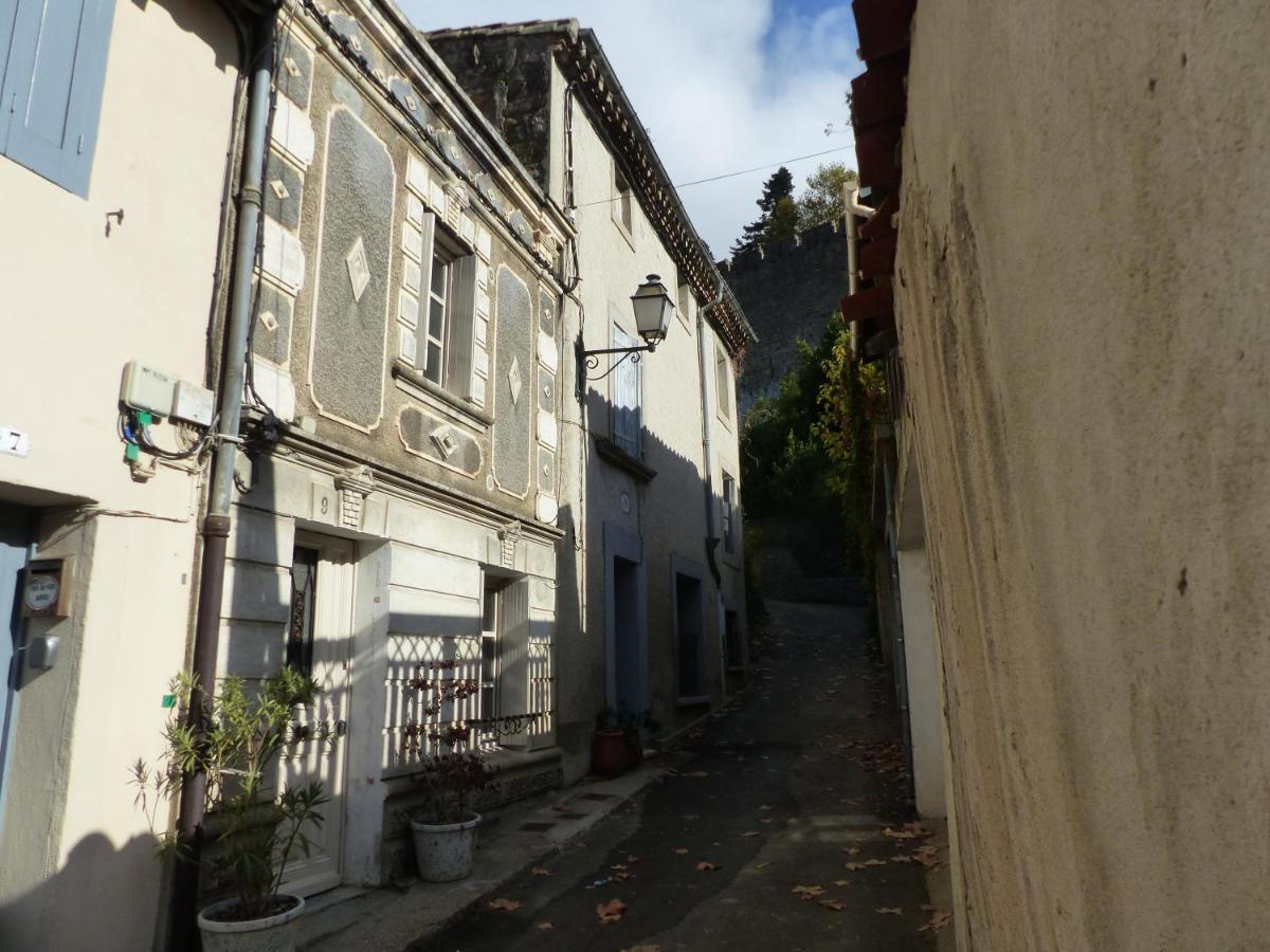 Maison Des Remparts Nichee Sous La Cite Carcasona Exterior foto